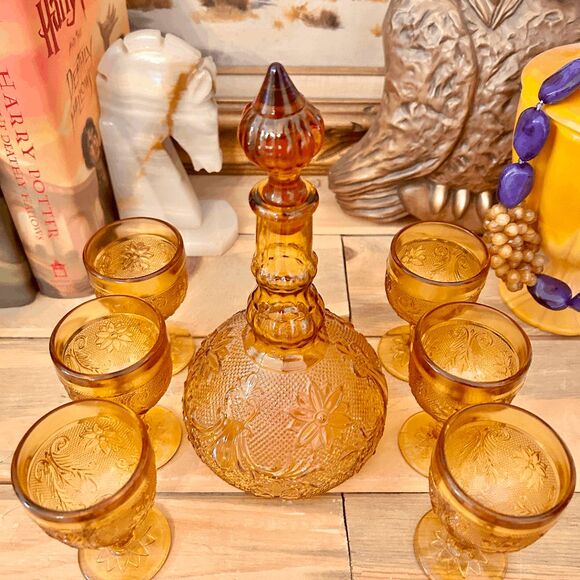 Vintage 1970s Amber Sandwich Glass Decanter Set by Indiana Glass Company - Picture 1 of 6